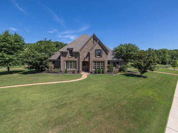 10226 Herons Nest Cv W, Lakeland, TN 38002