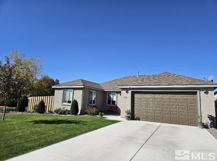 110 Sunrise Ct, Yerington, NV