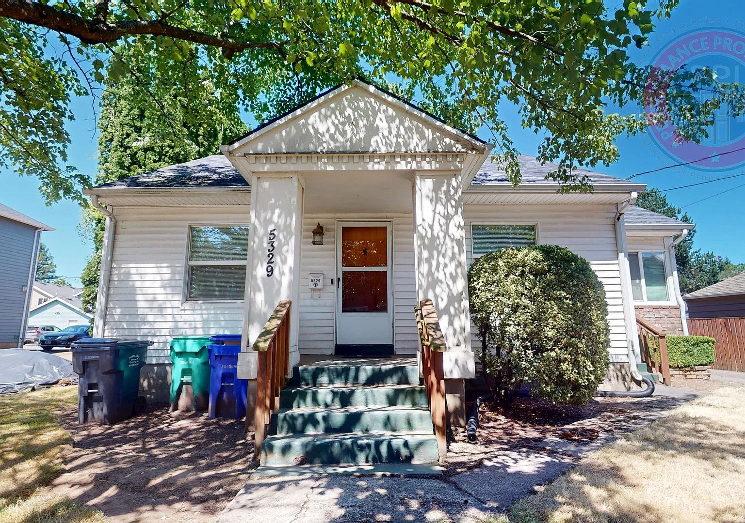 North Portland Gem! 3 Bed, 1 Bath Home in Prime Willamette Location — Photo 1
