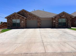 2002 Aberdeen Ave, Wolfforth, TX 79382