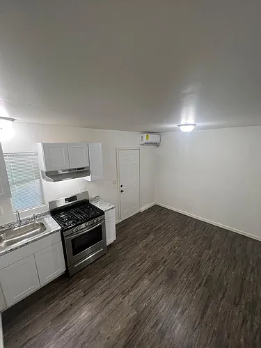 275 E Edgemont Dr #B Photo 1 275 E Edgemont Dr #B Photo 1