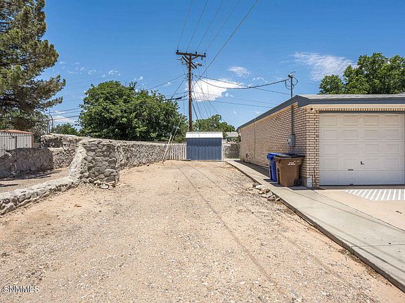 5th image of 2810 Topley Ave