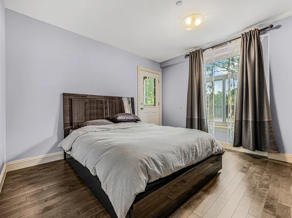 65-38 Austin Street image 3 of 16