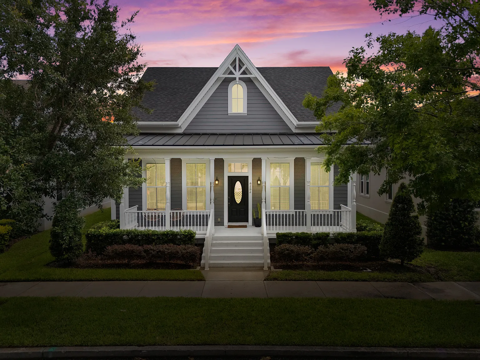 3 bed, 2262 sqft, $6,250 — Photo 3