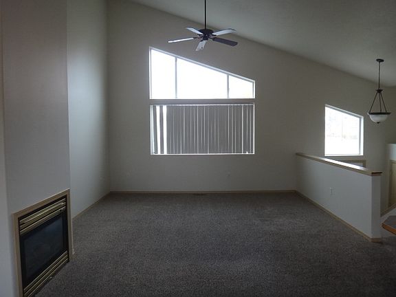 5th image of 16701 E Broadway Ave