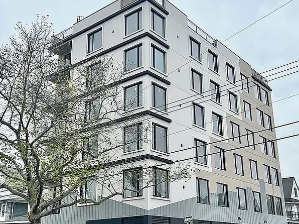 3321 Glenwood Road image 8 of 11