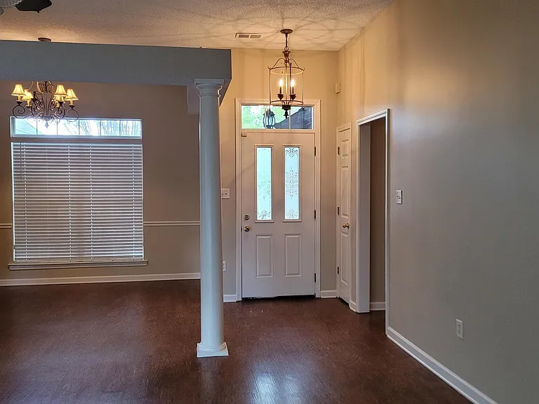 5935 Telford Dr — Photo 6