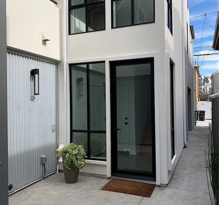 1st image of 608 1/2 Orchid Ave #B