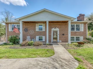 2200 Camelot Cir, Johnson City, TN 37604