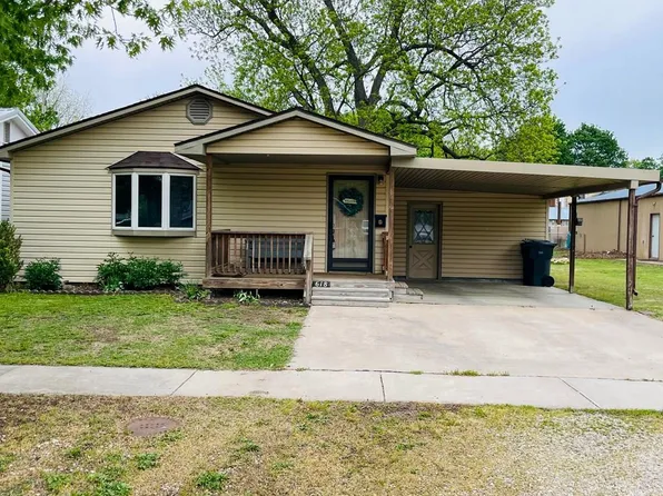 618 S Iowa St, Oswego, KS 67356
