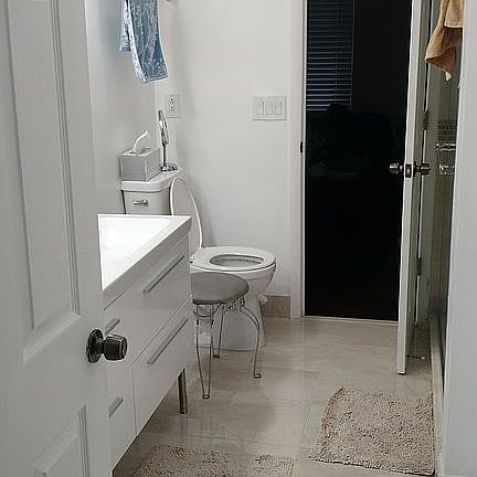5th image of 6862 NW 173rd Dr APT 404