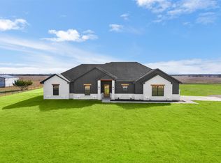 570 Hampel Rd, Palmer, TX 75152