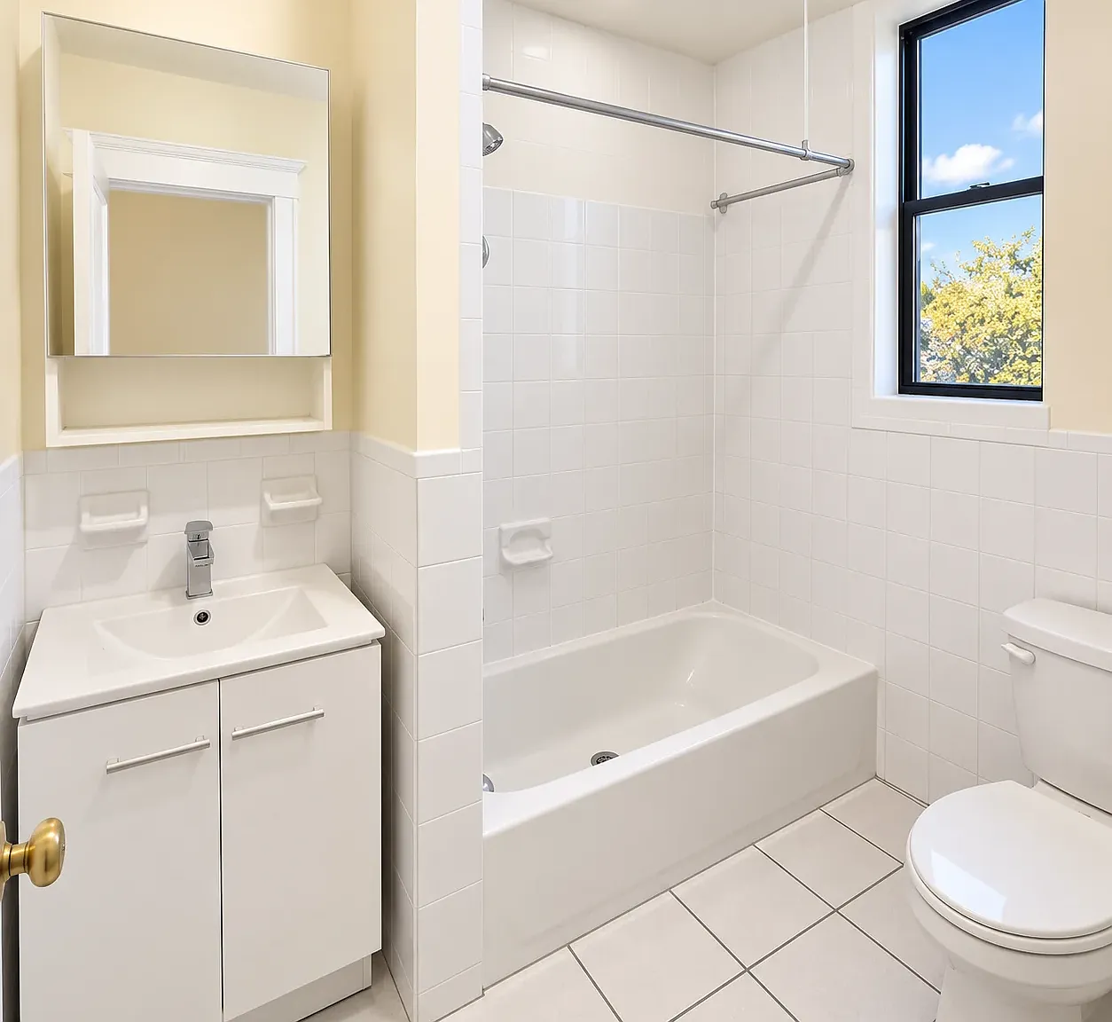 2 bed, $2,100 — Photo 4