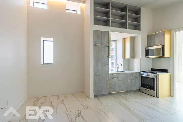 Rented by EXR | media 2