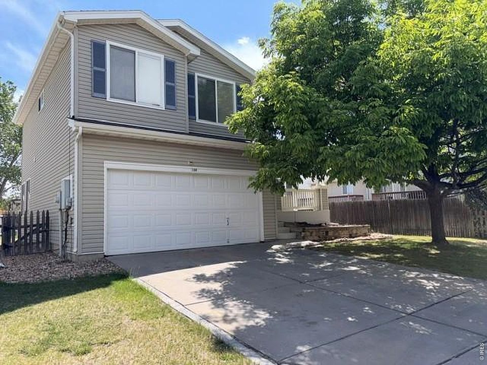 1st image of 1104 Fall River Cir