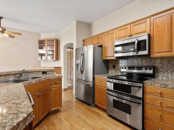 5th image of 7564 Tamarisk Dr