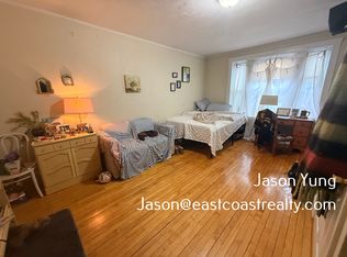 144 Davis Ave #2, Brookline, MA 02445