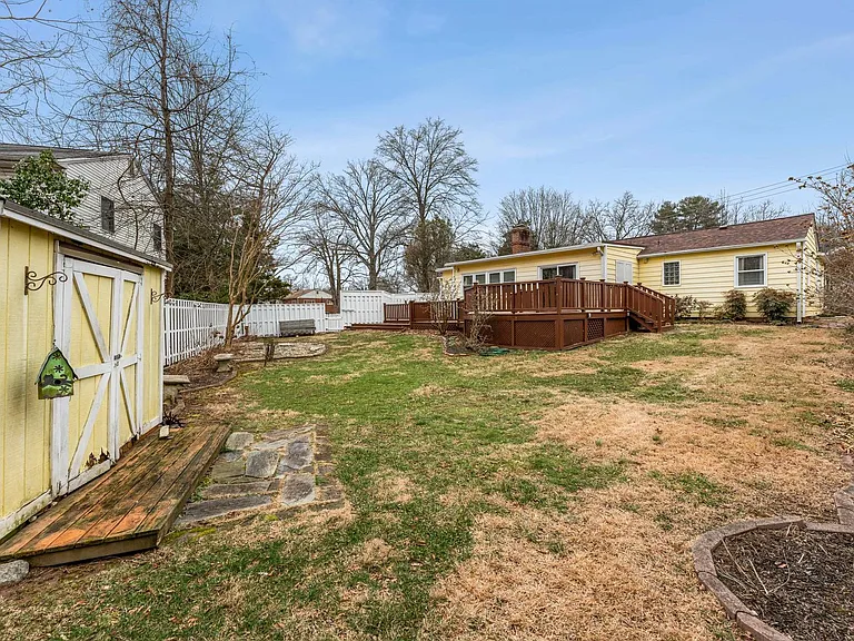 3503 Maple Ct — Photo 37