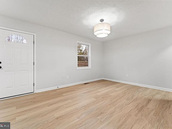 5th image of 13162 Scotts Mill Rd