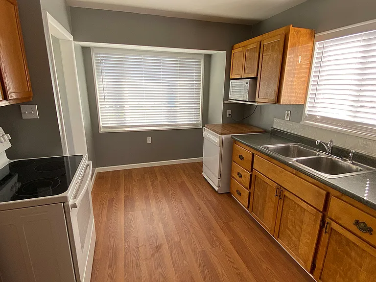 853 W Ouray Ave — Photo 6