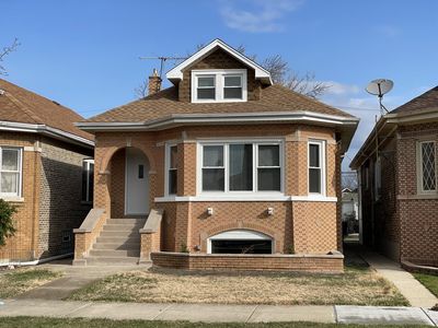 6122 W Melrose St, Chicago, IL, 60634