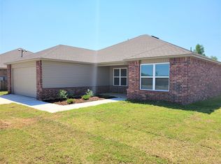21242 Winding Brk, Harrah, OK 73045