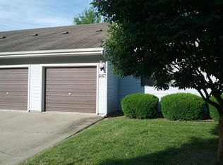 2573 Clayton Blvd, Champaign, IL
