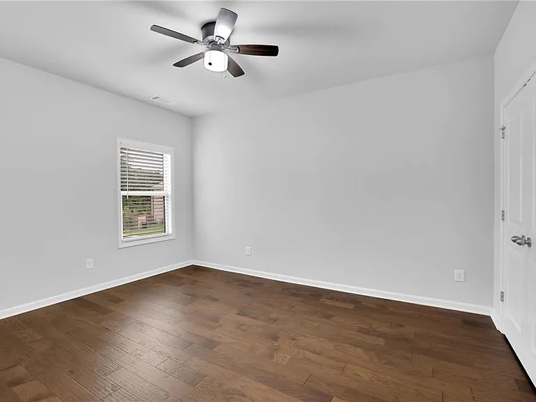 3187 Oxford Mill Ln — Photo 34