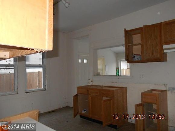 2nd image of 700 N Milton Ave