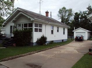 1214 N Lincoln Ave, Grand Island, NE 68801