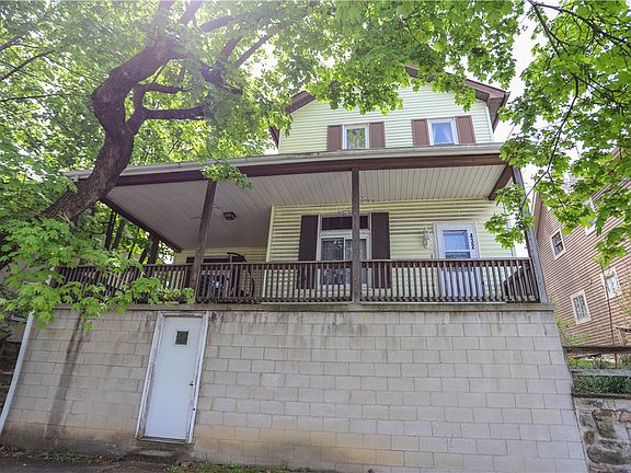 2nd image of 432 Chestnut St