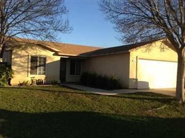 518 Chablis Ct, Los Banos, CA 93635