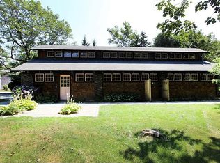 1446 Wapping Rd, Middletown, RI 02842