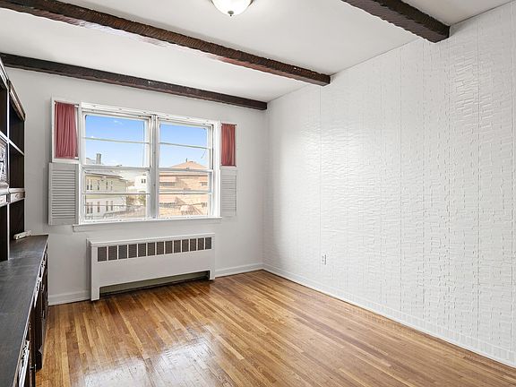 4th image of 3281 Spencer Dr Floor 2