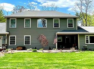 368 N Auburn Rd, Auburn, ME 04210