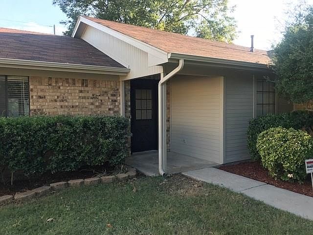 1st image of 428 Aspen Dr