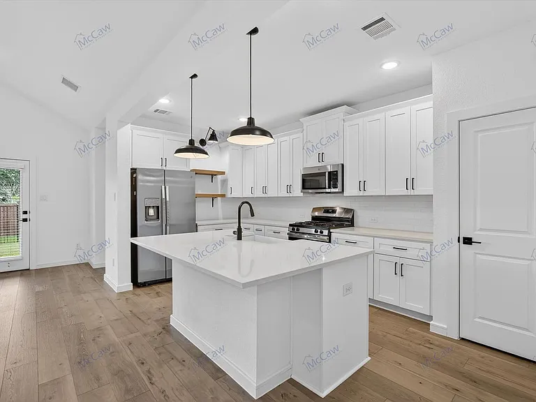 2516 Tahoe Dr — Photo 6
