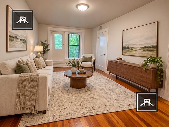 4th image of 1459 Beacon St #23