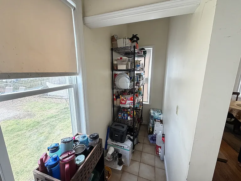 12 Patten St — Photo 8