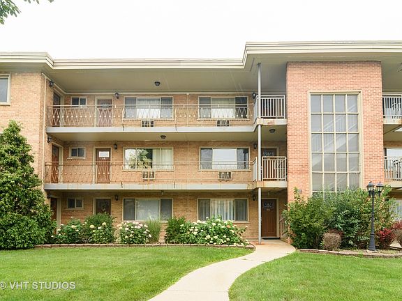 2nd image of 202 N Salem Ave #8C