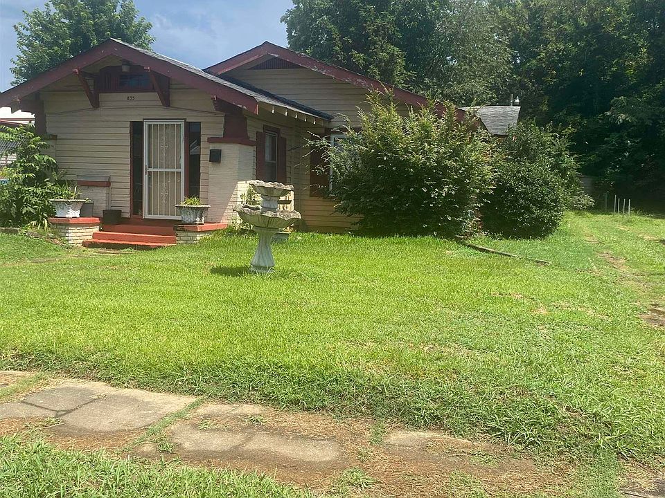 1st image of 833 McMillon Ave SW