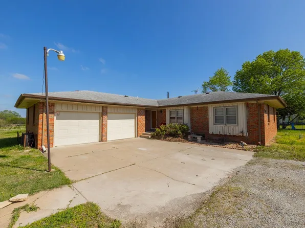 12626 SW Thunder Rd, Augusta, KS 67010