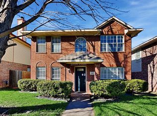 214 High Pointe Ln, Cedar Hill, TX 75104