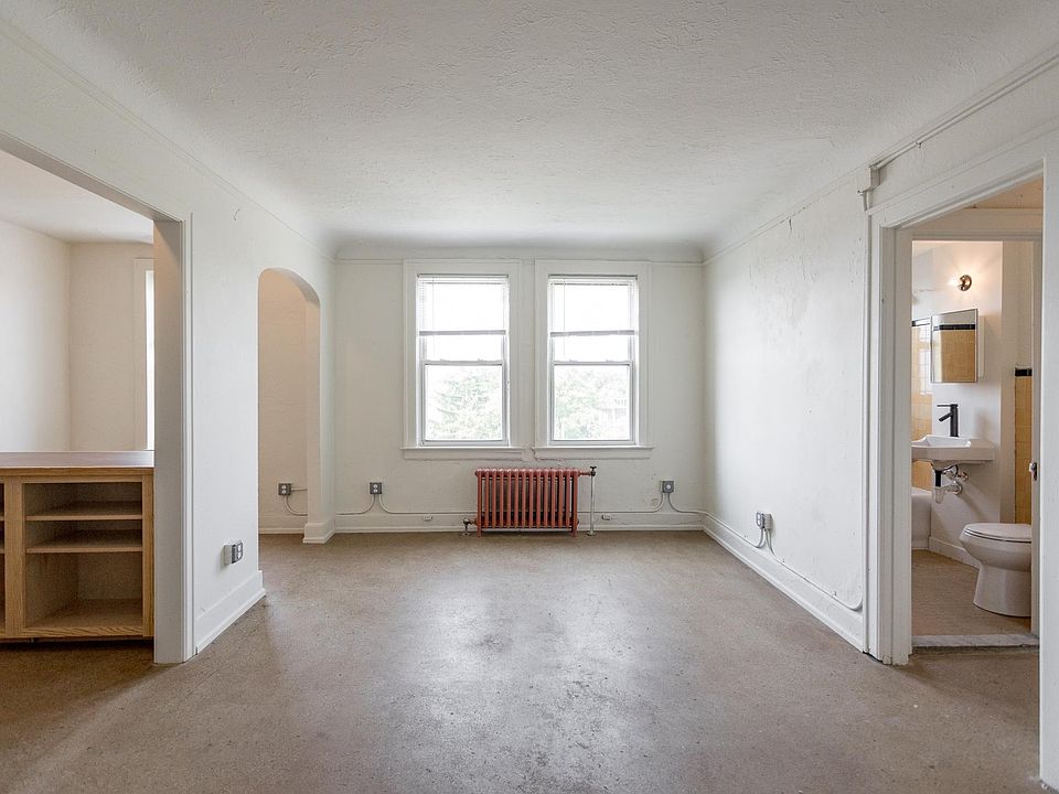 One Bedroom living space