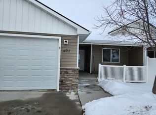 401 Roundhouse Dr, Laurel, MT 59044