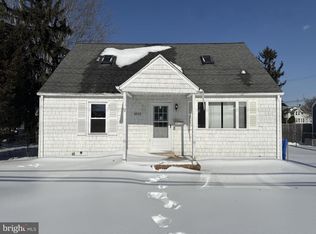 1002 Beverly Rd, Burlington, NJ 08016