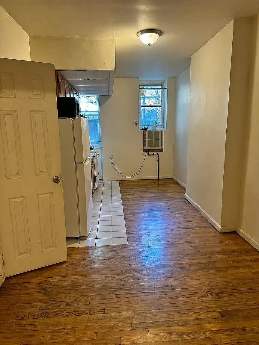 341 Union Avenue — Photo 4