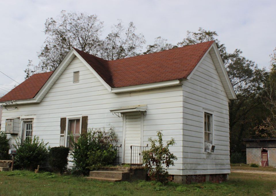 2nd image of 1817 Roanoke Ave
