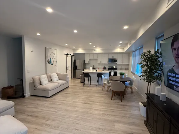 University Row Homes, 8234 University Ave Unit 10, La Mesa, CA 91942