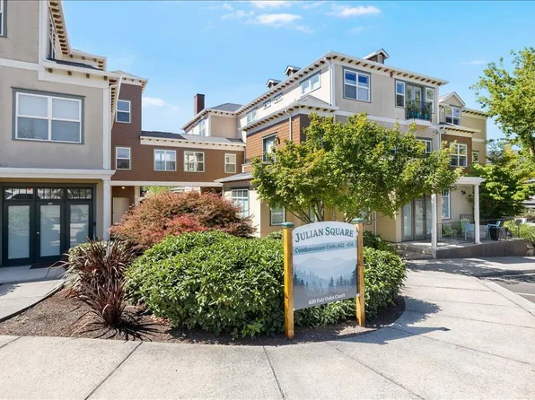 624 Fair Oaks Ct, Ashland, OR 97520